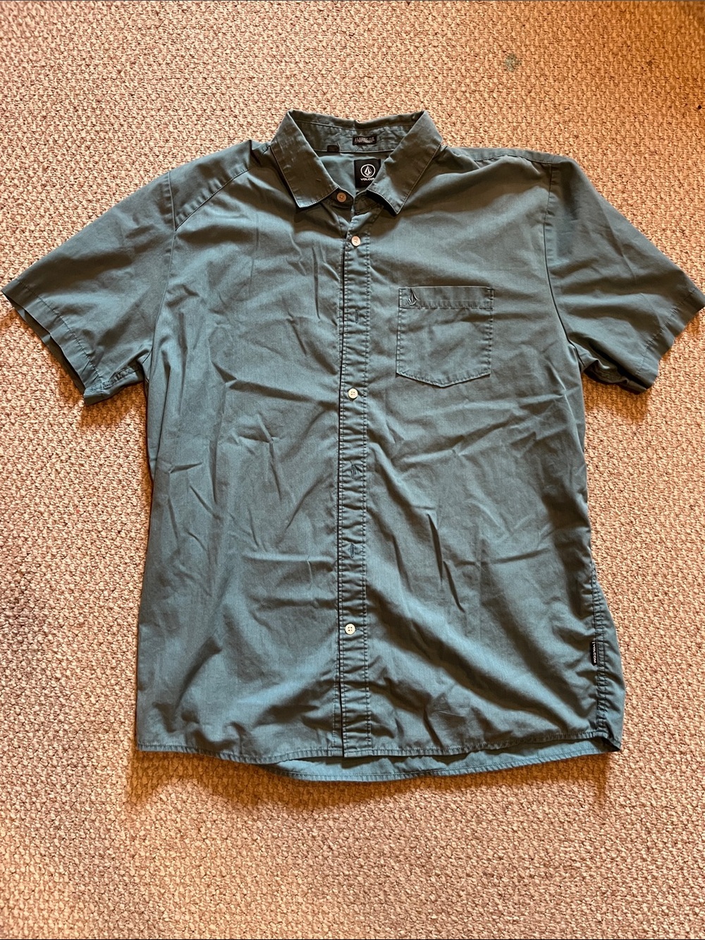 Volcom Short Sleeve Button-Down Shirt - Dark Green
